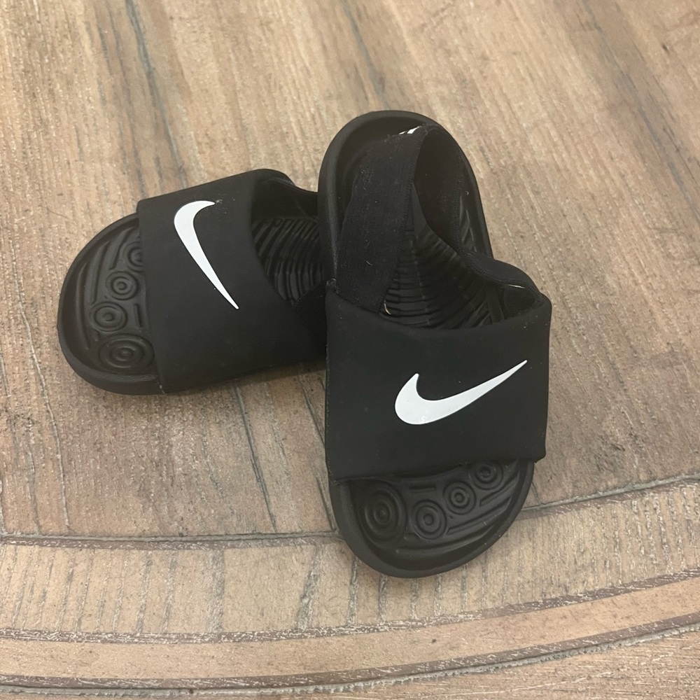 Nike Kawa Slide Sandals